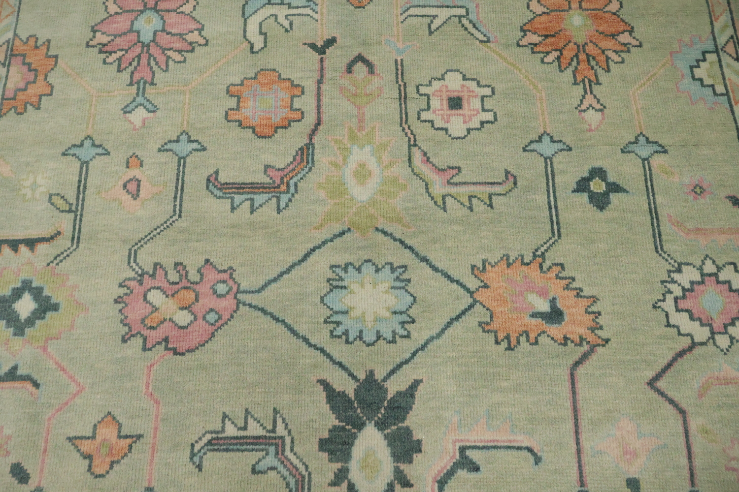 8x10 Light Green & Ivory Oushak Rug - Hand-Knotted Indian Wool Rug