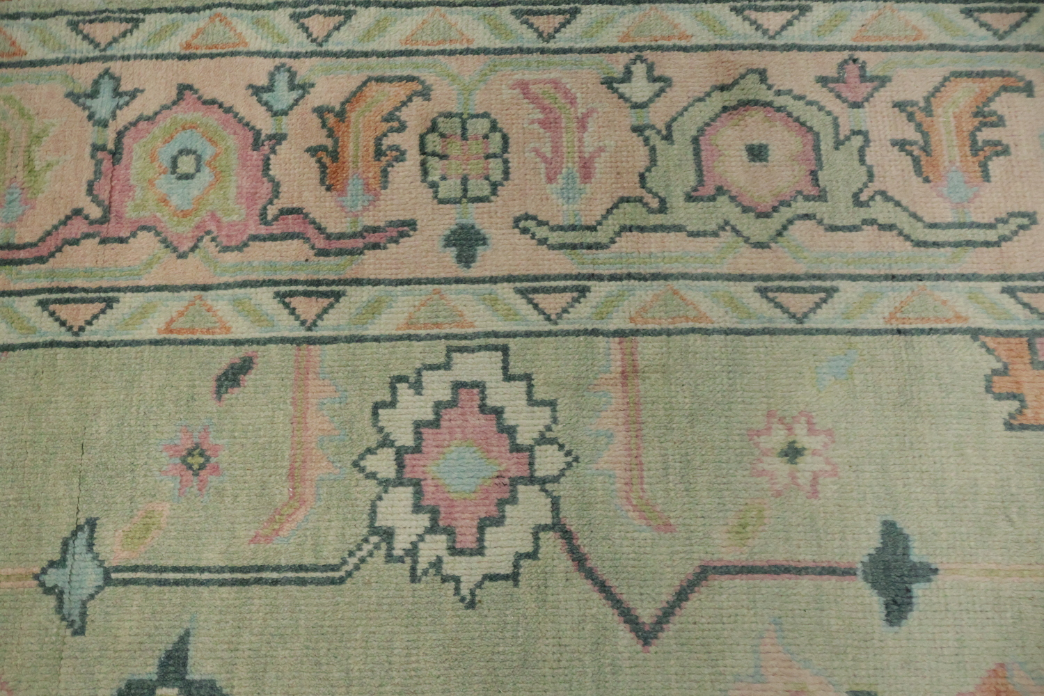 8x10 Light Green & Ivory Oushak Rug - Hand-Knotted Indian Wool Rug