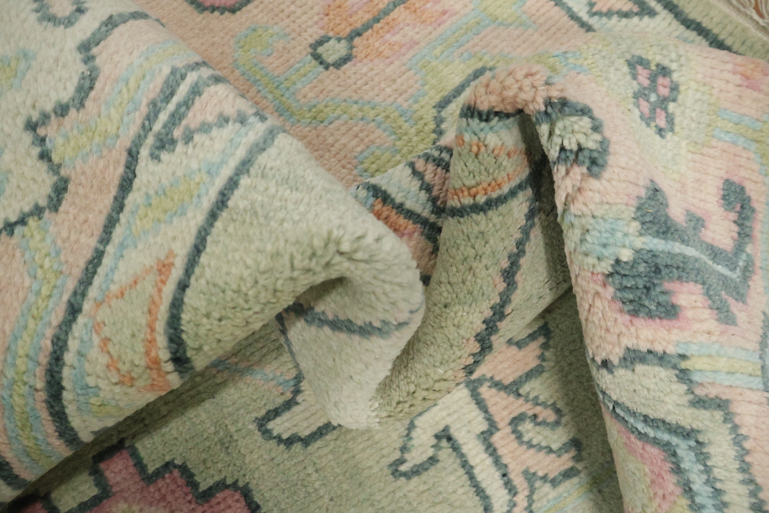 8x10 Light Green & Ivory Oushak Rug - Hand-Knotted Indian Wool Rug