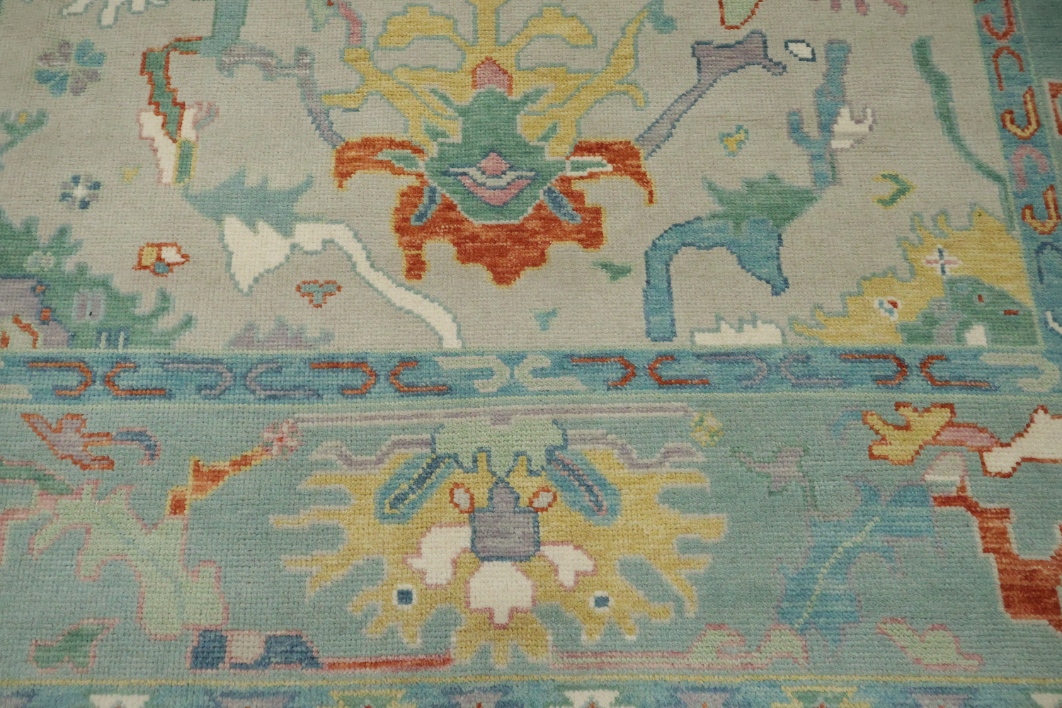 Grey and Blue 8x10 Oushak Traditional Rug, Hand-Knotted Wool Pile