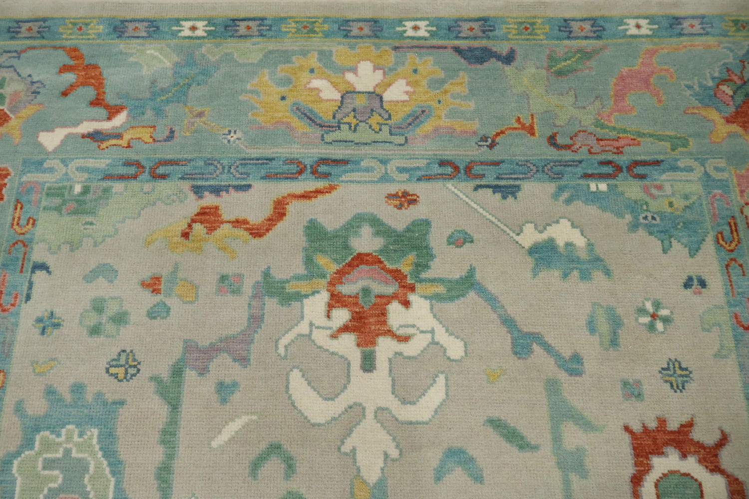 Grey and Blue 8x10 Oushak Traditional Rug, Hand-Knotted Wool Pile