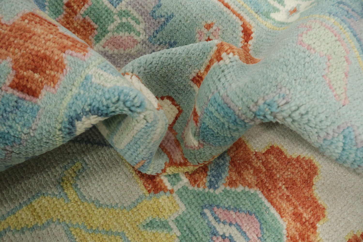 Grey and Blue 8x10 Oushak Traditional Rug, Hand-Knotted Wool Pile