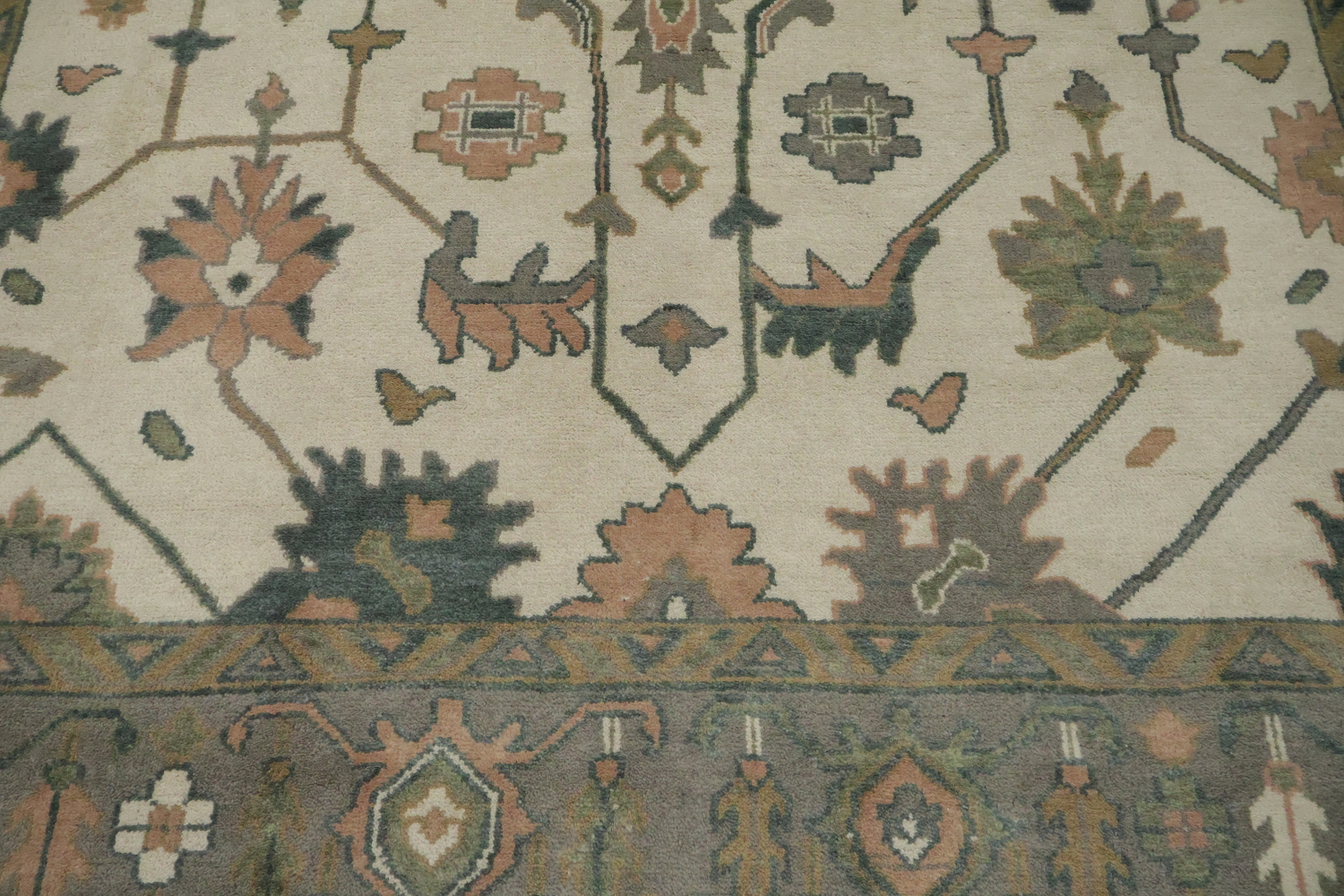 9' x 12' Oushak Living Room Area Rug in Soft Earthy Tones for Living Room