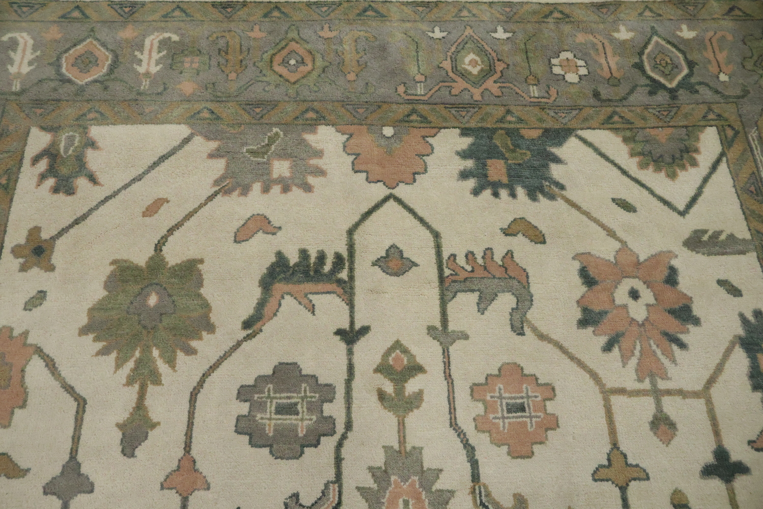 9' x 12' Oushak Living Room Area Rug in Soft Earthy Tones for Living Room