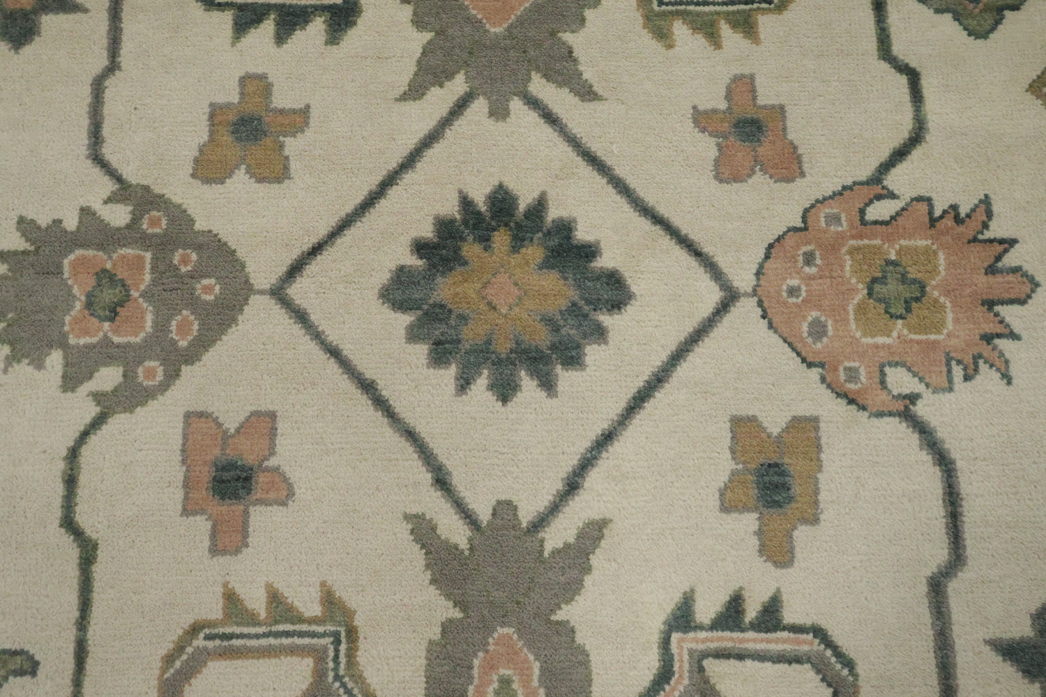 9' x 12' Oushak Living Room Area Rug in Soft Earthy Tones for Living Room
