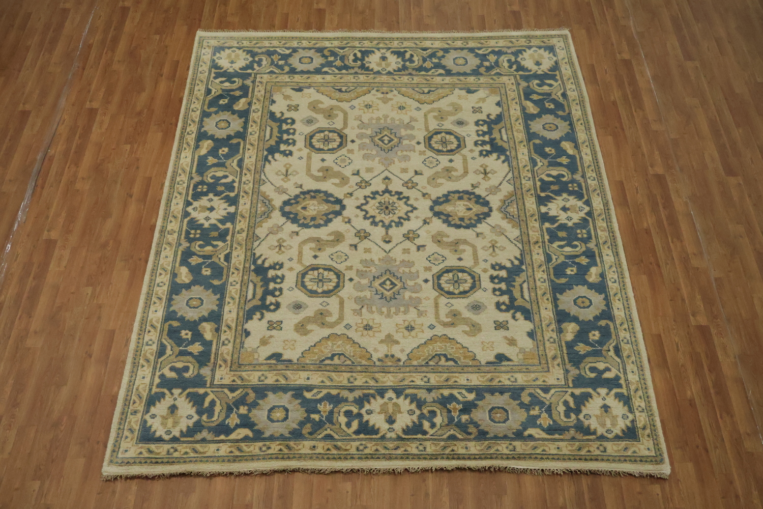 Traditional Blue and Beige Oushak Floral Wool Rug 8' x 10'