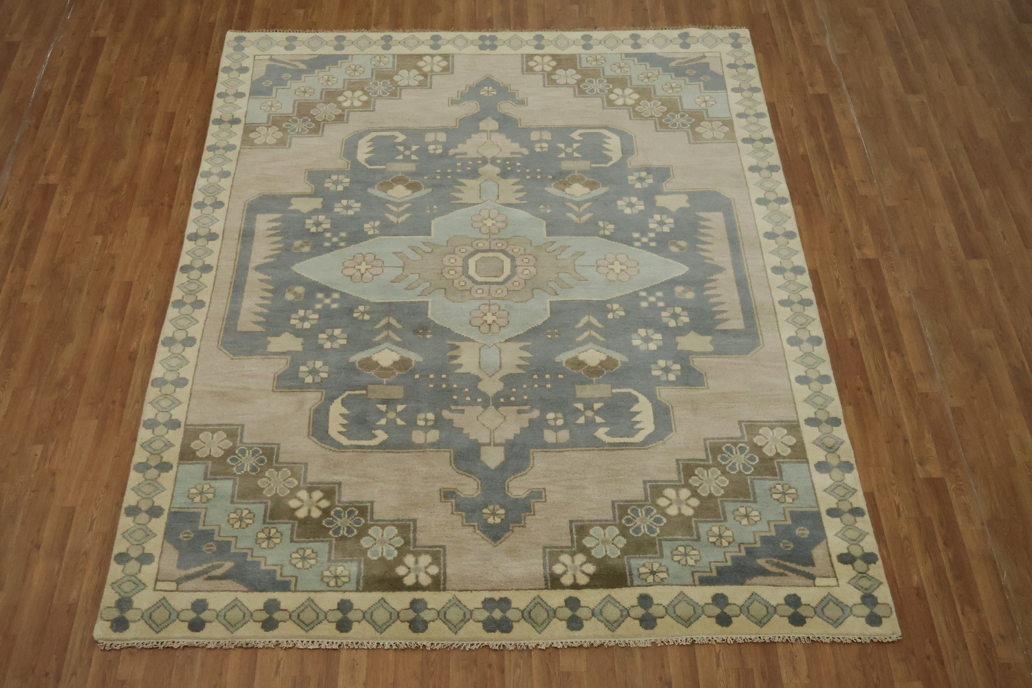 Traditional Oushak Hand-Knotted Wool Area Rug | 8x10 Geometric Design