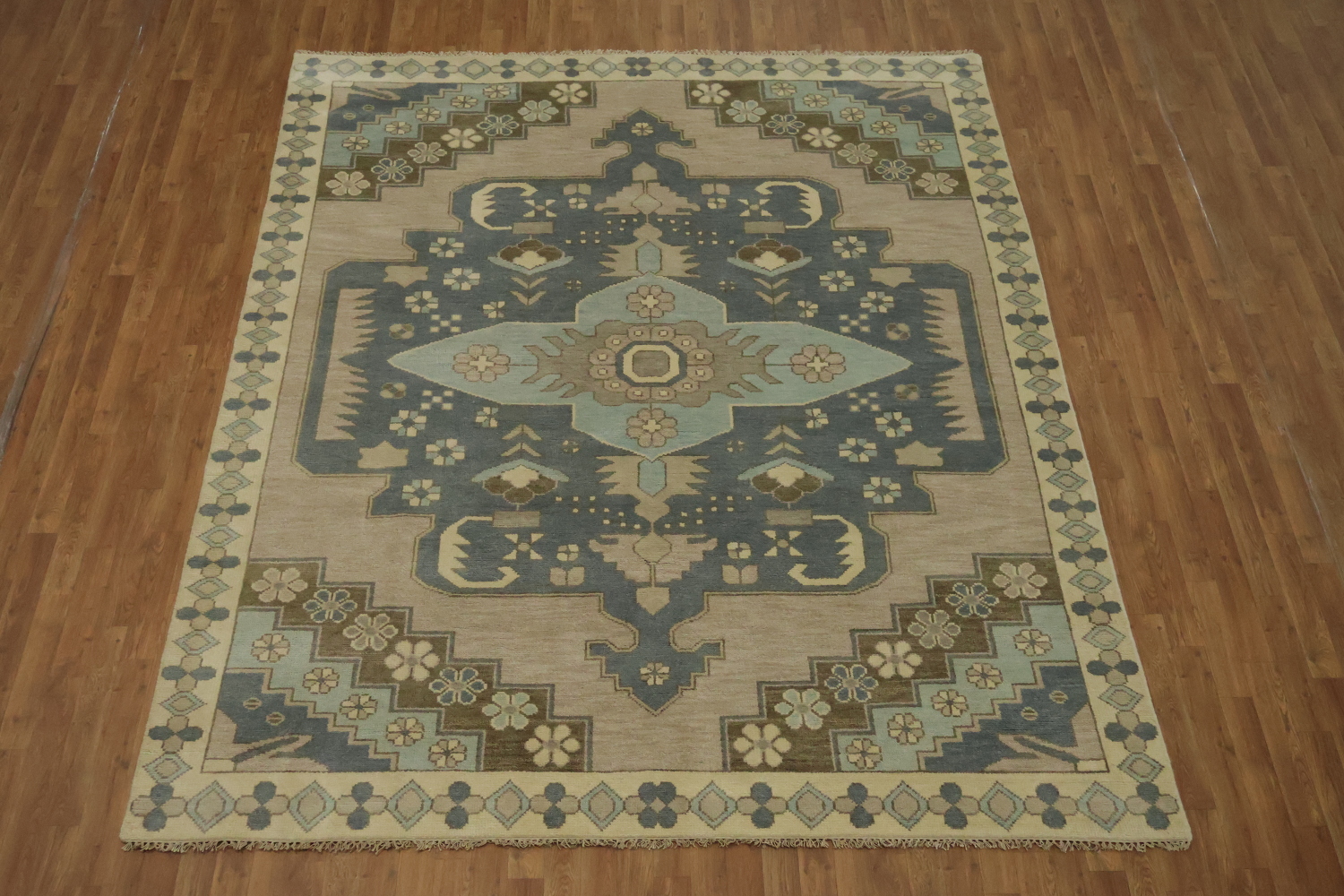 Traditional Oushak Hand-Knotted Wool Area Rug | 8x10 Geometric Design