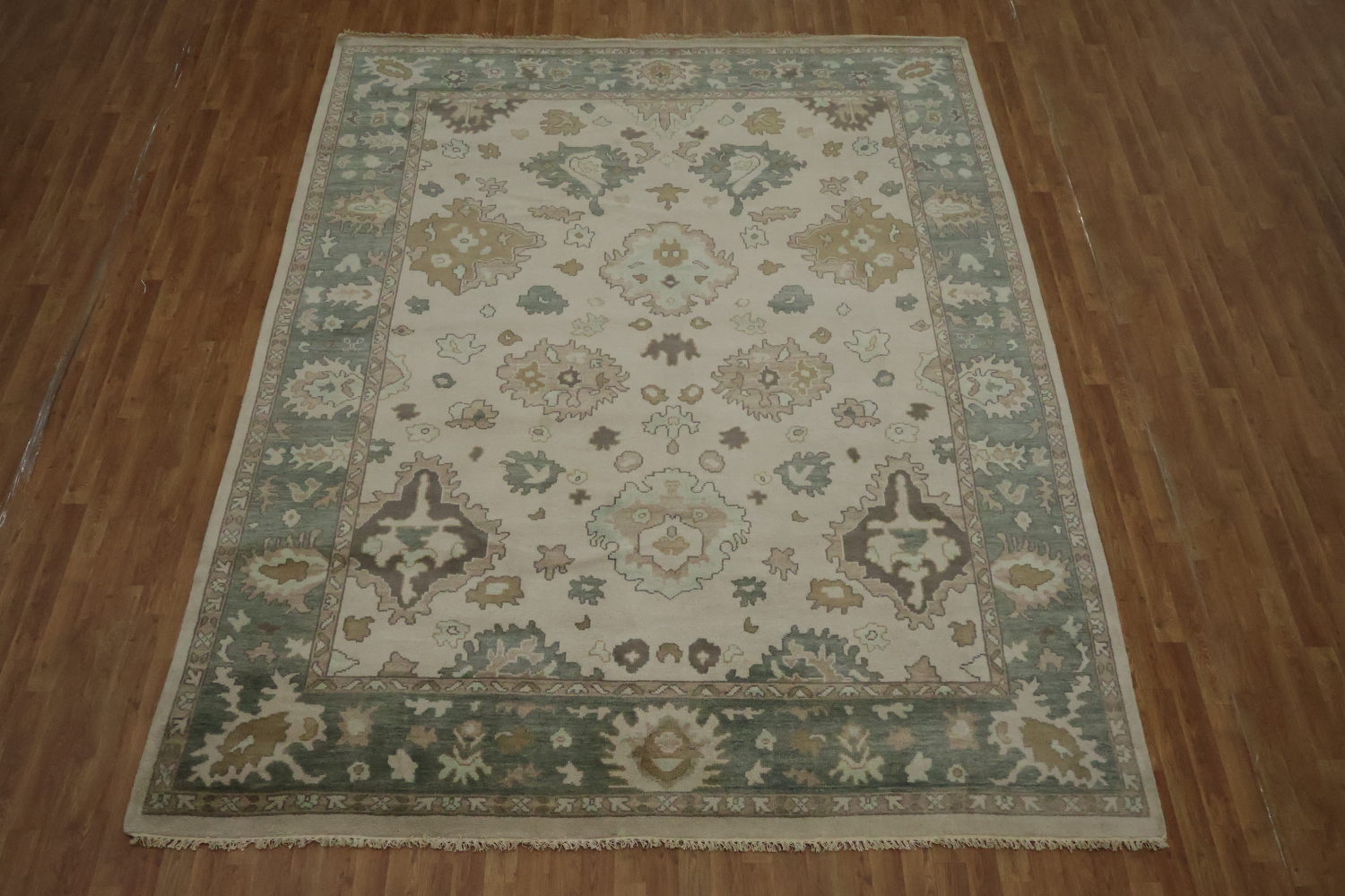 Traditional Ivory and Teal Area Rug with Vintage Charm 9' x 12'