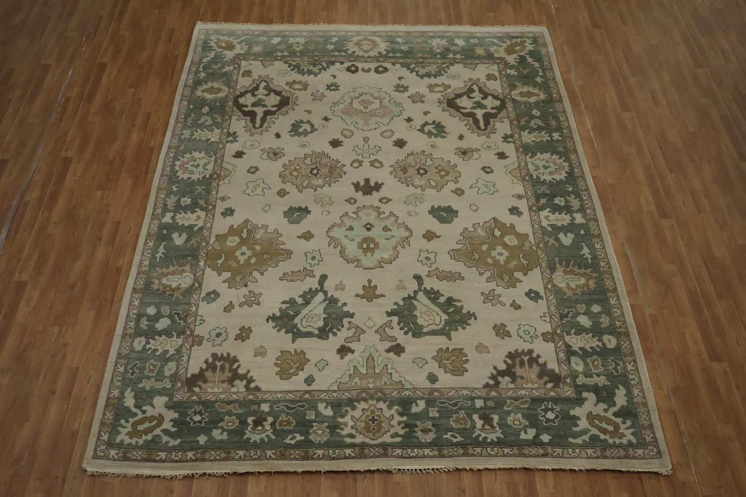 Traditional Ivory and Teal Area Rug with Vintage Charm 9' x 12'