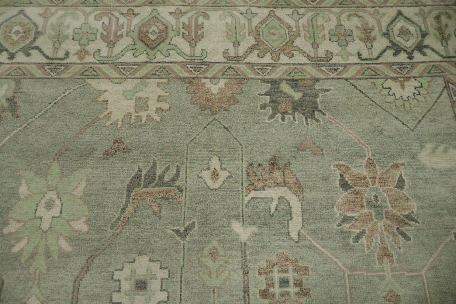 Traditional Green Oushak Wool Living Room Rug 9' x 12'