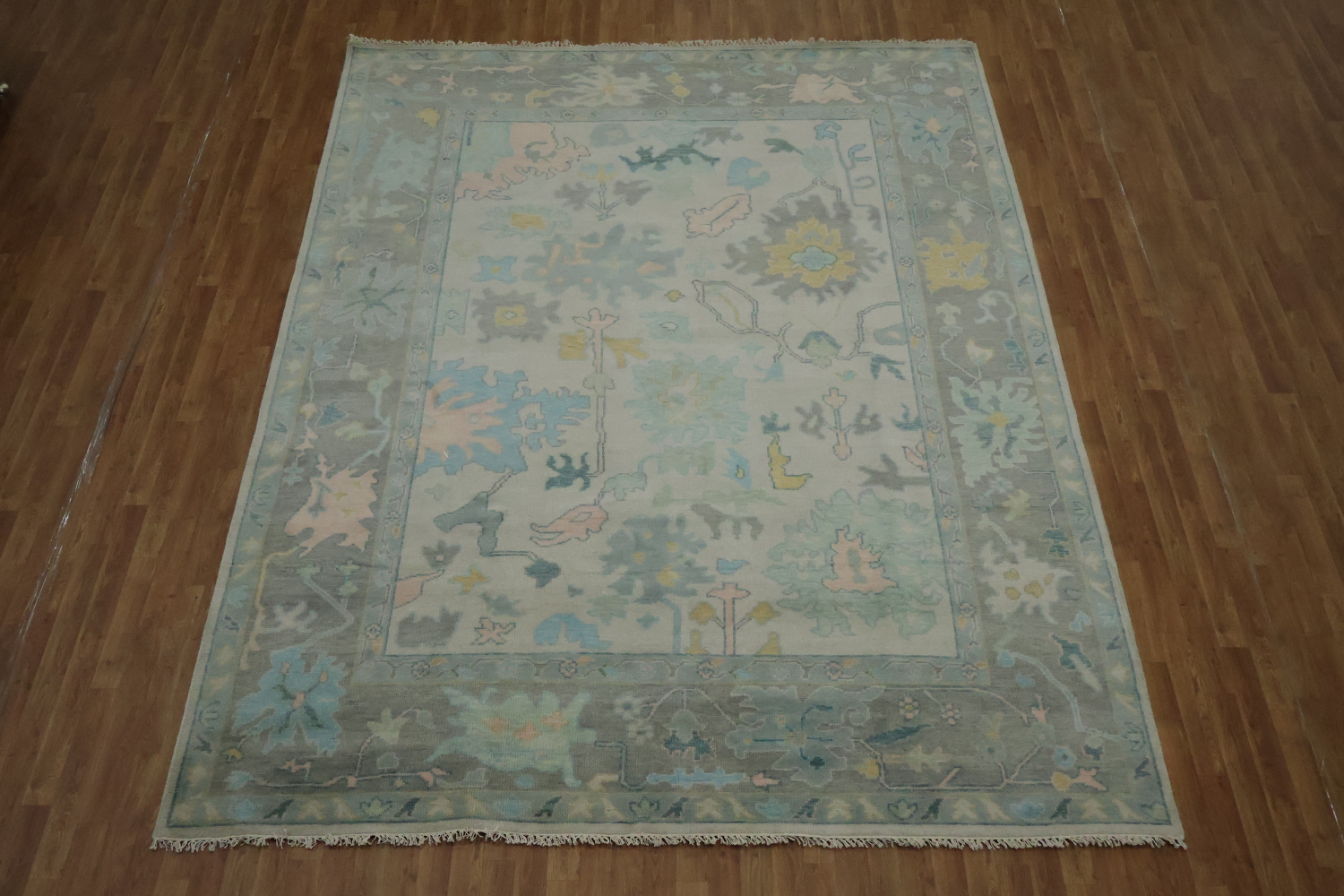 Exquisite Turquoise and Pastel Oushak Hand-made Wool Rug 9' x 12'