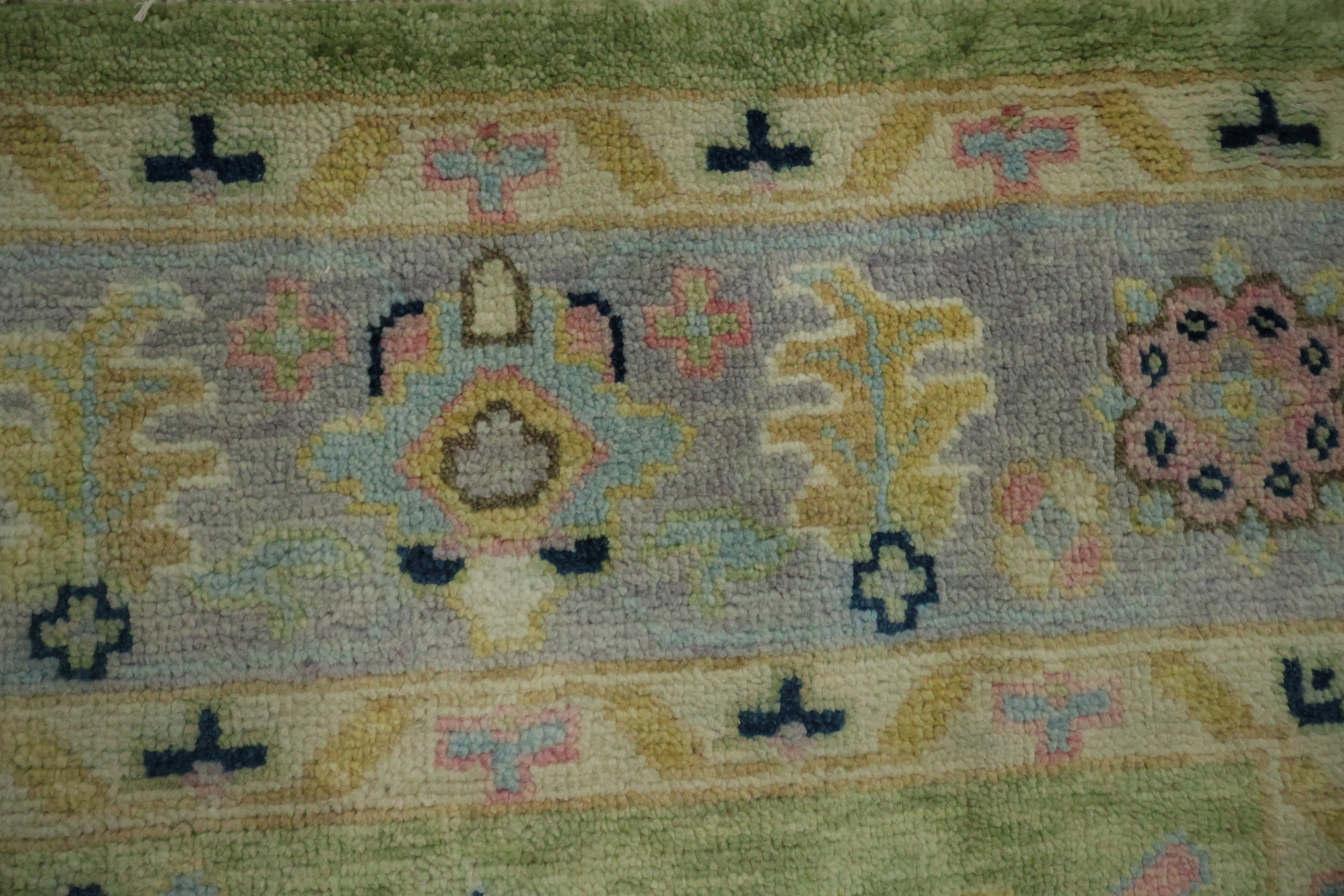 Vibrant Pistachio Green and Blue Oushak Hand-made Wool Rug 8' x 10'