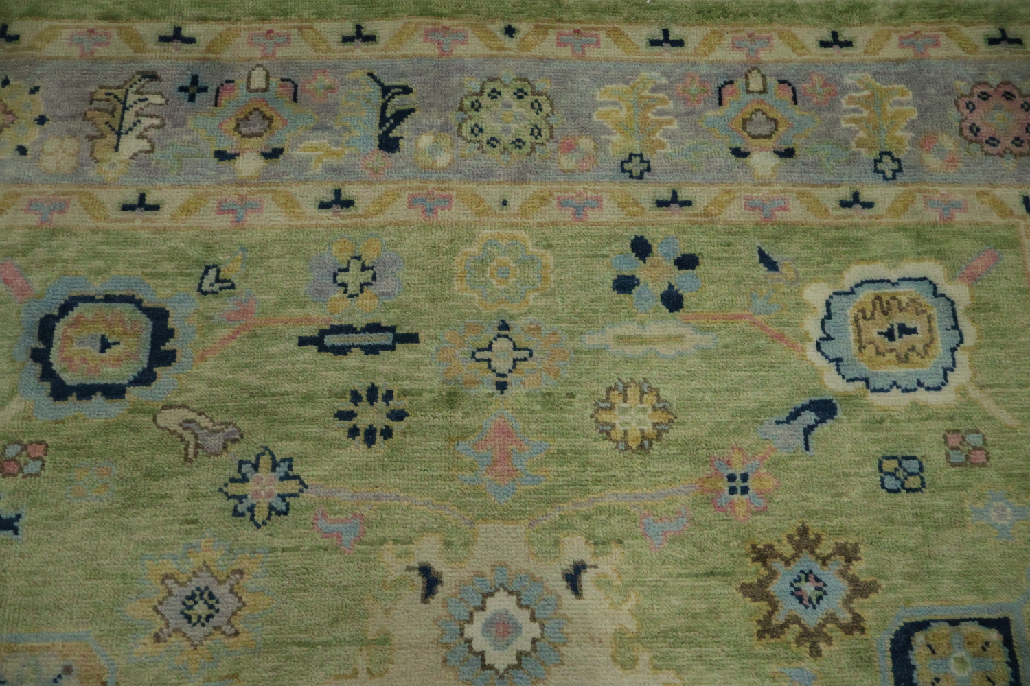 Vibrant Pistachio Green and Blue Oushak Hand-made Wool Rug 8' x 10'