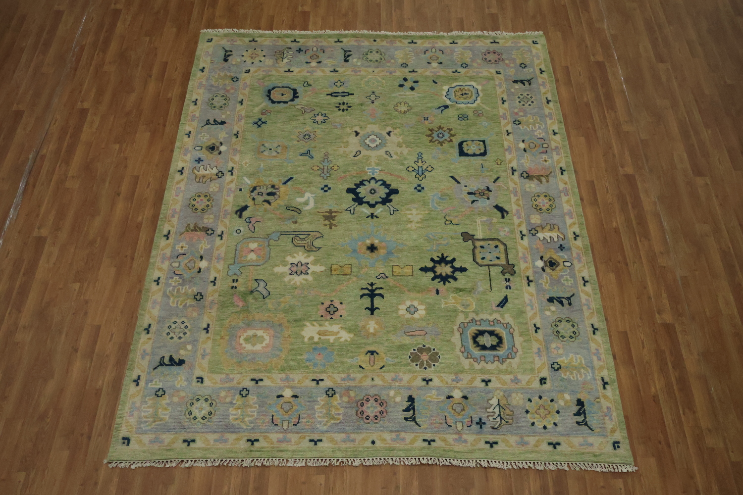 Vibrant Pistachio Green and Blue Oushak Hand-made Wool Rug 8' x 10'