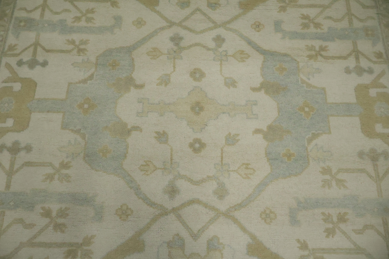 Traditional Oushak Hand Made Ivory and Blue Rug 9x12