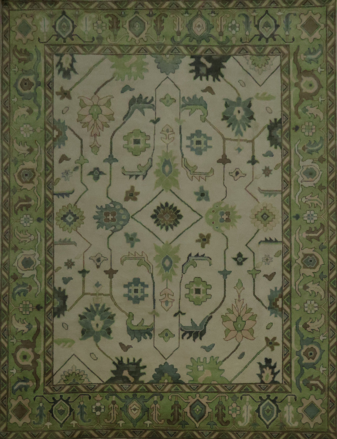 Hand-Knotted Oushak Oriental Rug 9x12 - Green Border Traditional Wool Rug