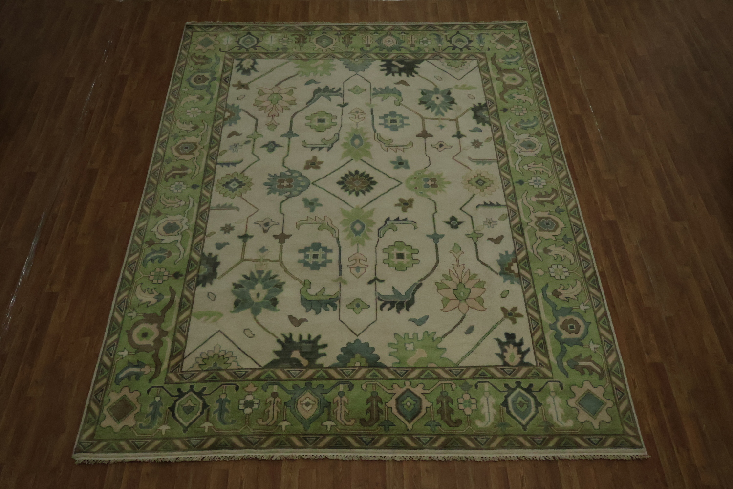 Hand-Knotted Oushak Oriental Rug 9x12 - Green Border Traditional Wool Rug