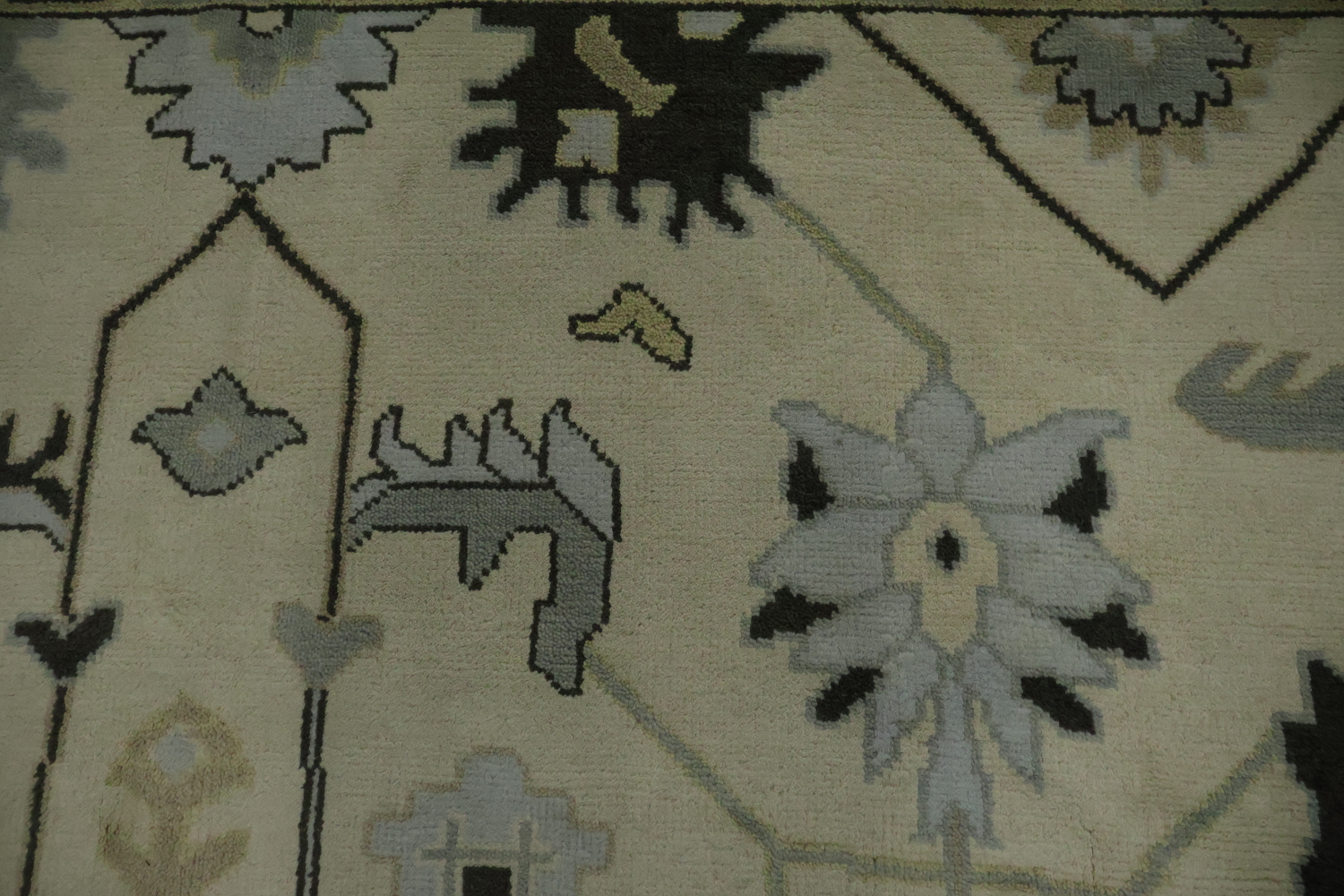 All-Over 9x12 Oushak Hand-Knotted Wool Rug in Ivory & Blue