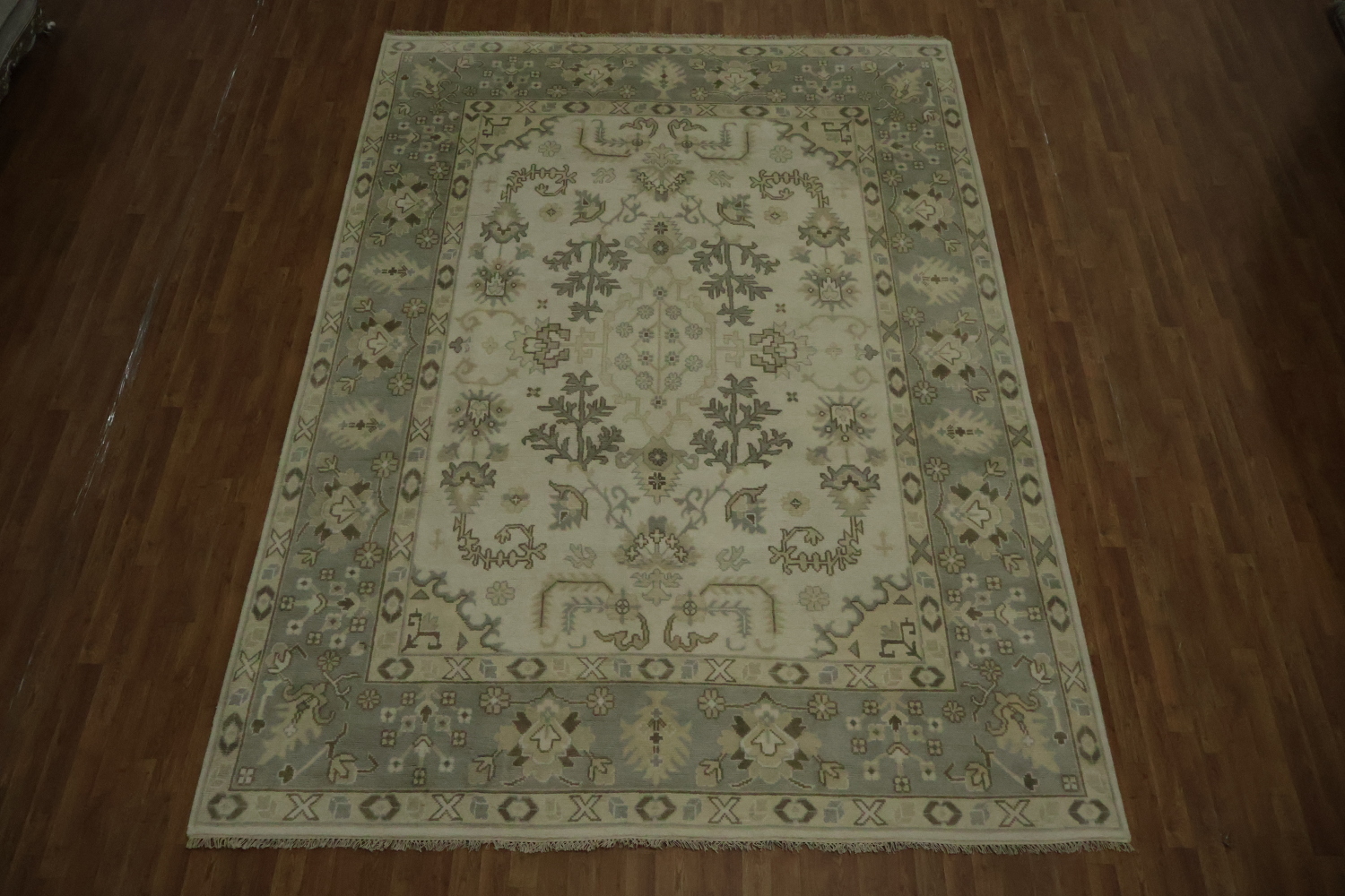 All-Over Ivory and Grey Border 9x12 Oushak Hand-Knotted Wool Rug