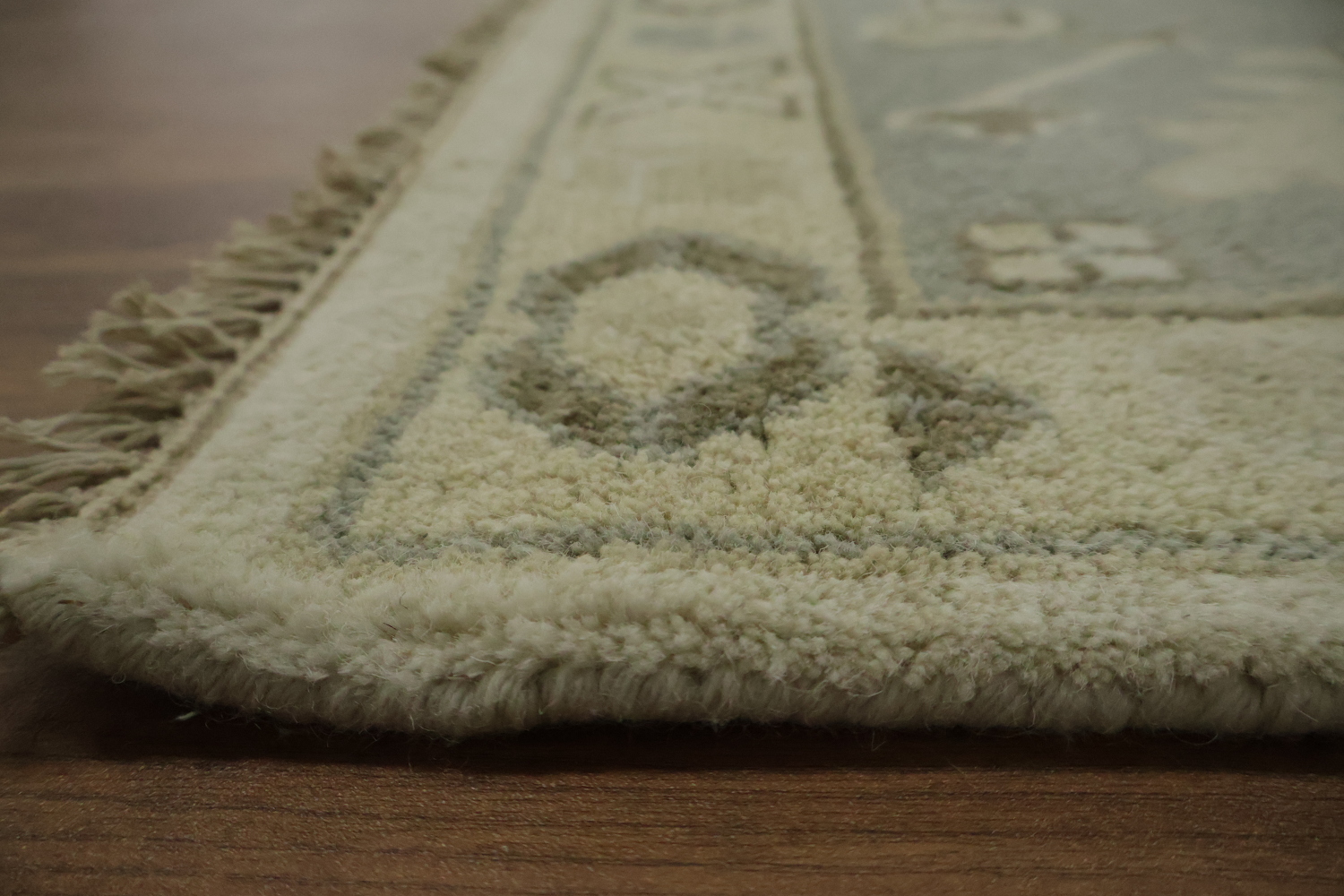All-Over Ivory and Grey Border 9x12 Oushak Hand-Knotted Wool Rug