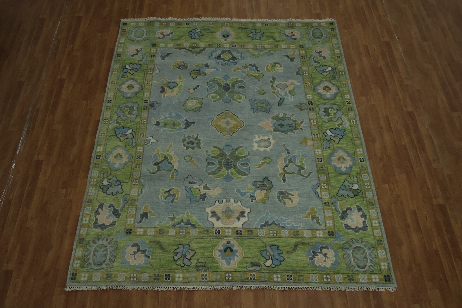 8x10 Blue/Green Traditional Living Room Area Rug