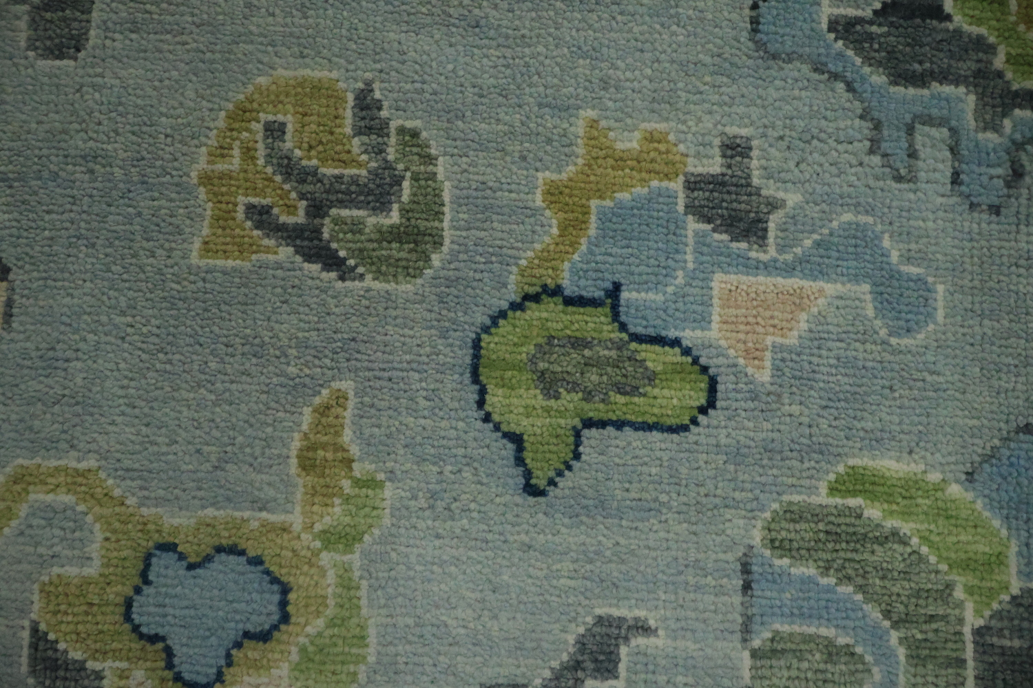 8x10 Blue/Green Traditional Living Room Area Rug