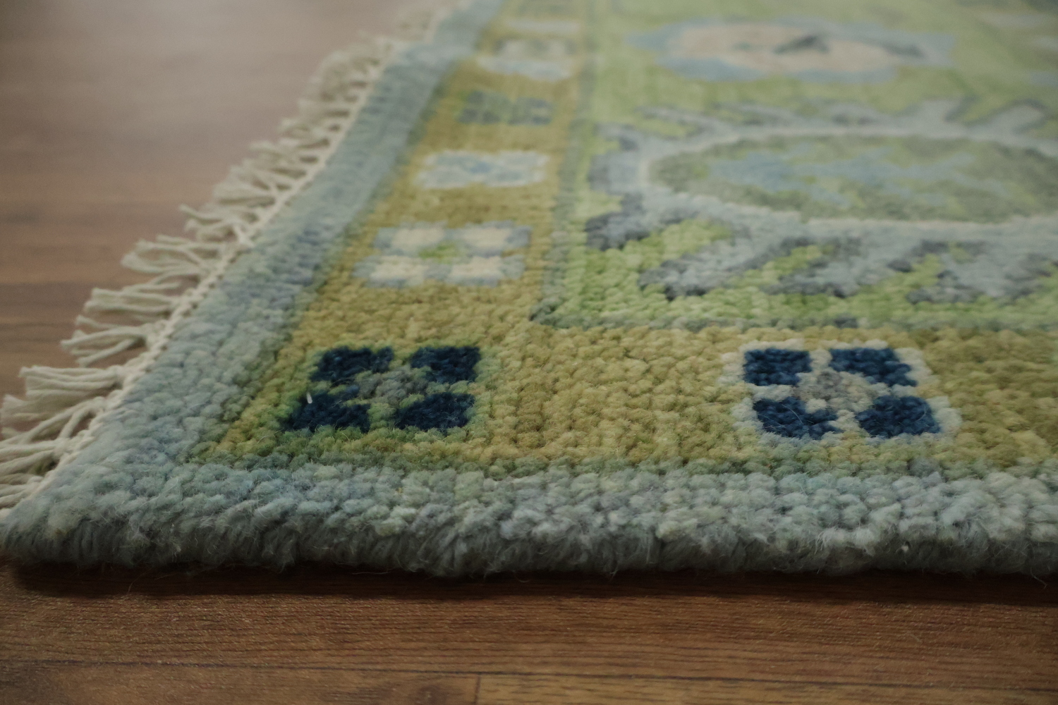 8x10 Blue/Green Traditional Living Room Area Rug