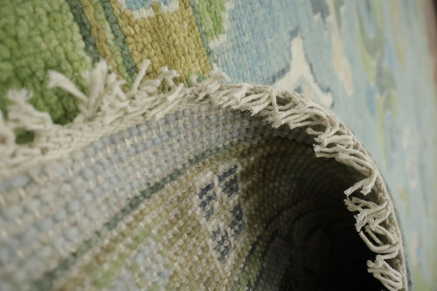 8x10 Blue/Green Traditional Living Room Area Rug
