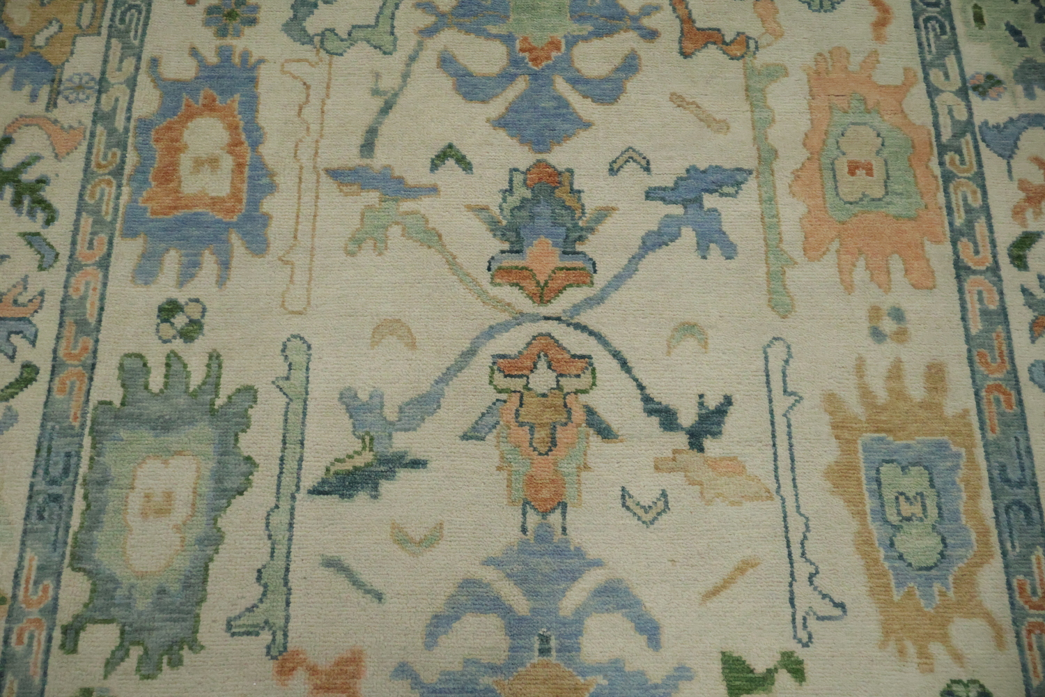 Ivory and Blue Oriental Rug Perfect for Living Room Ambiance 8' x 10'