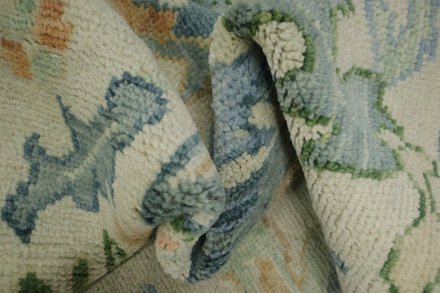Ivory and Blue Oriental Rug Perfect for Living Room Ambiance 8' x 10'