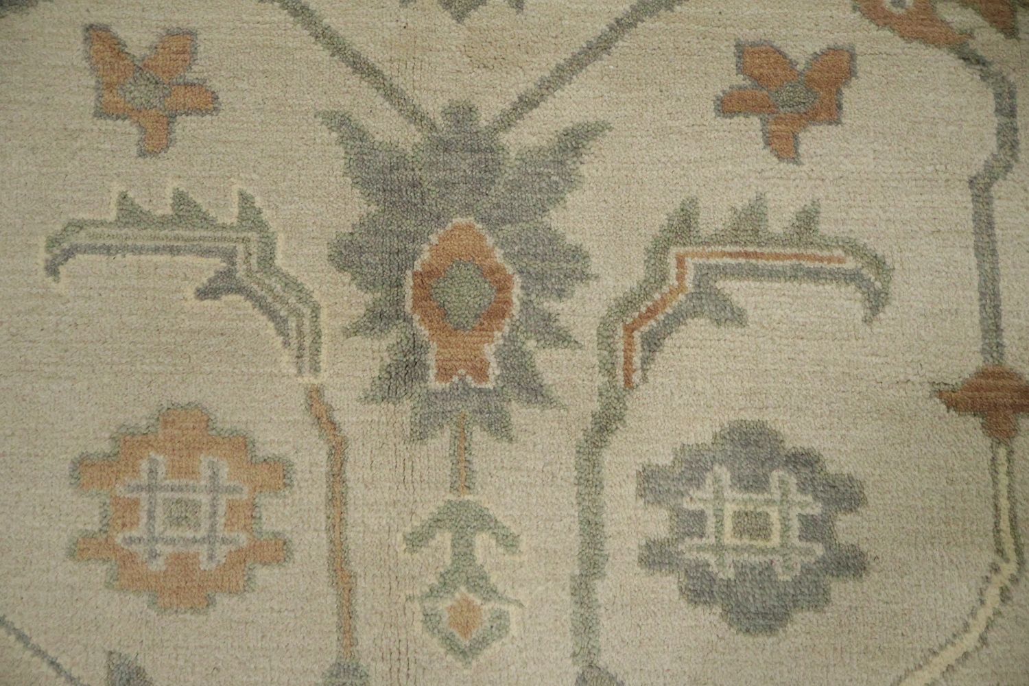 Traditional Earth-Tone Beige Oushak Wool Area Rug 8x10
