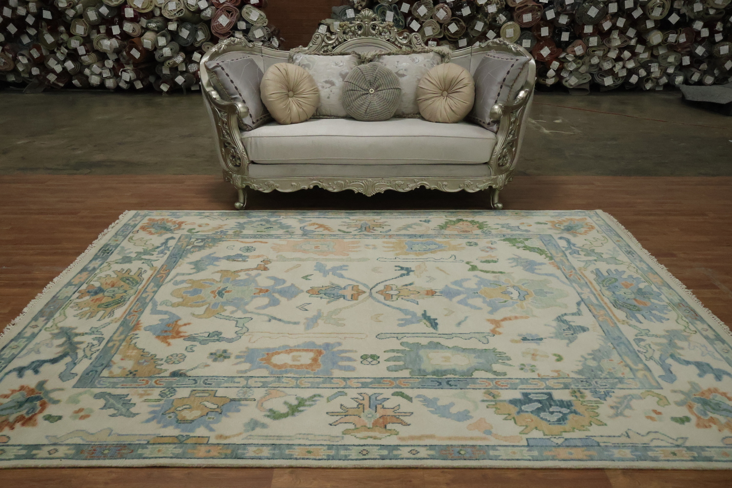 Sophisticated Traditional Rug with Rich Multicolor Design Elements 8'x10'