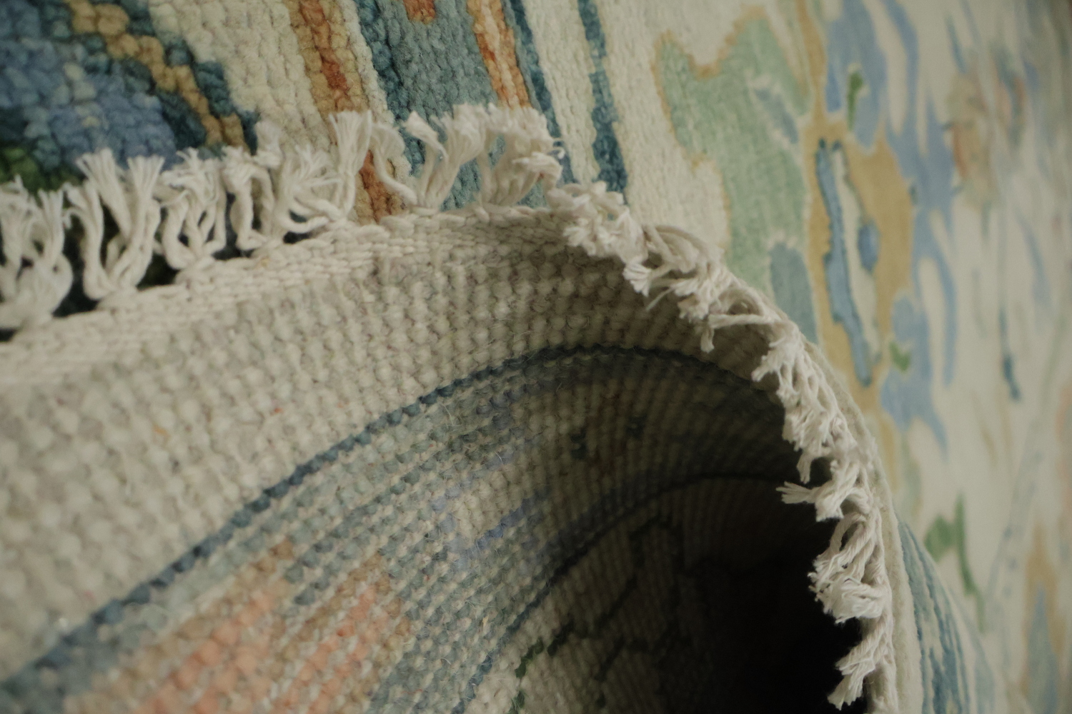 Sophisticated Traditional Rug with Rich Multicolor Design Elements 8'x10'