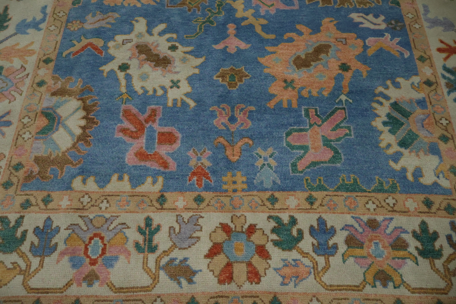 Traditional 8x10 Oushak Hand-Knotted Wool Area Rug - Blue/Ivory