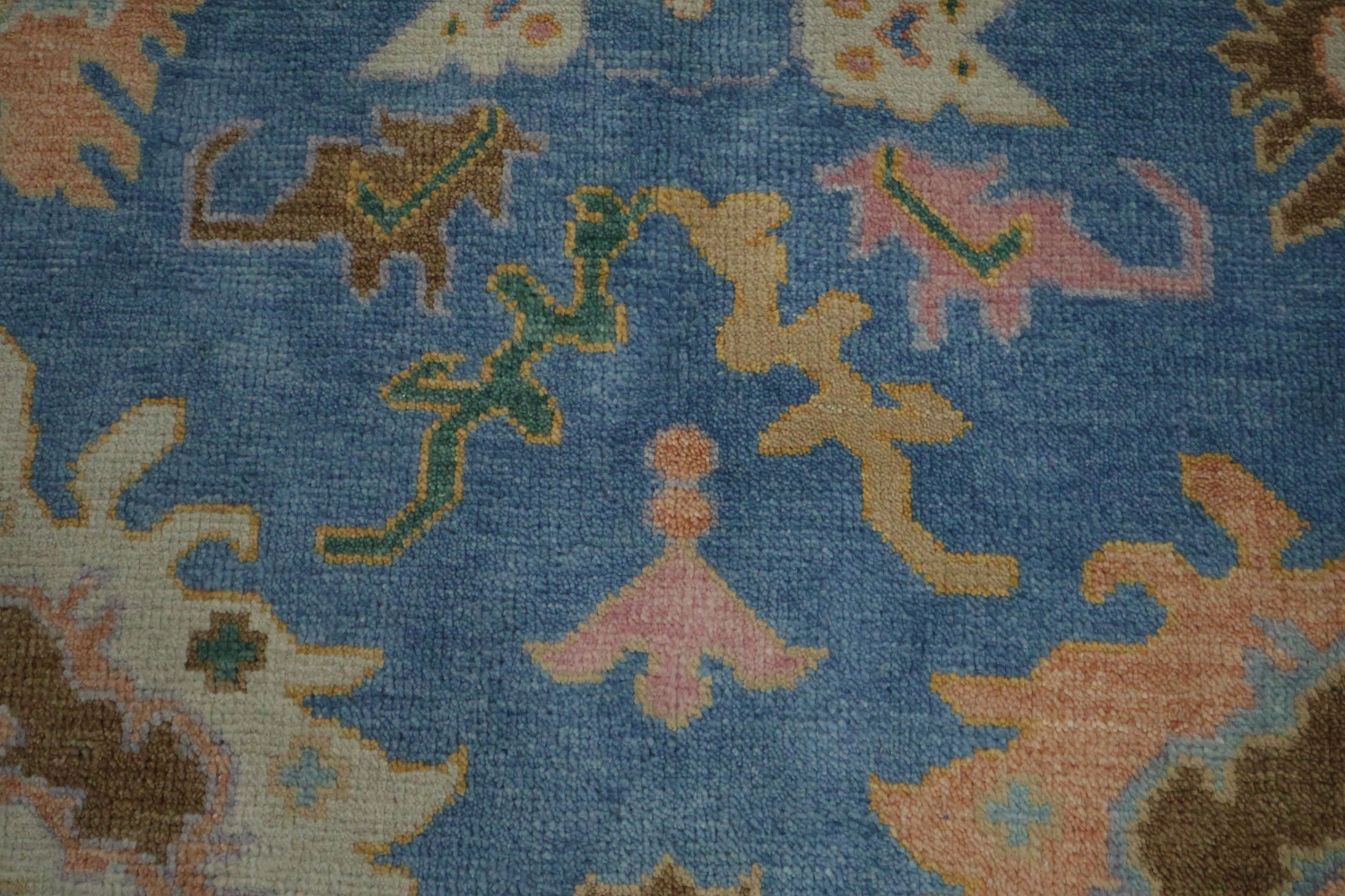 Traditional 8x10 Oushak Hand-Knotted Wool Area Rug - Blue/Ivory