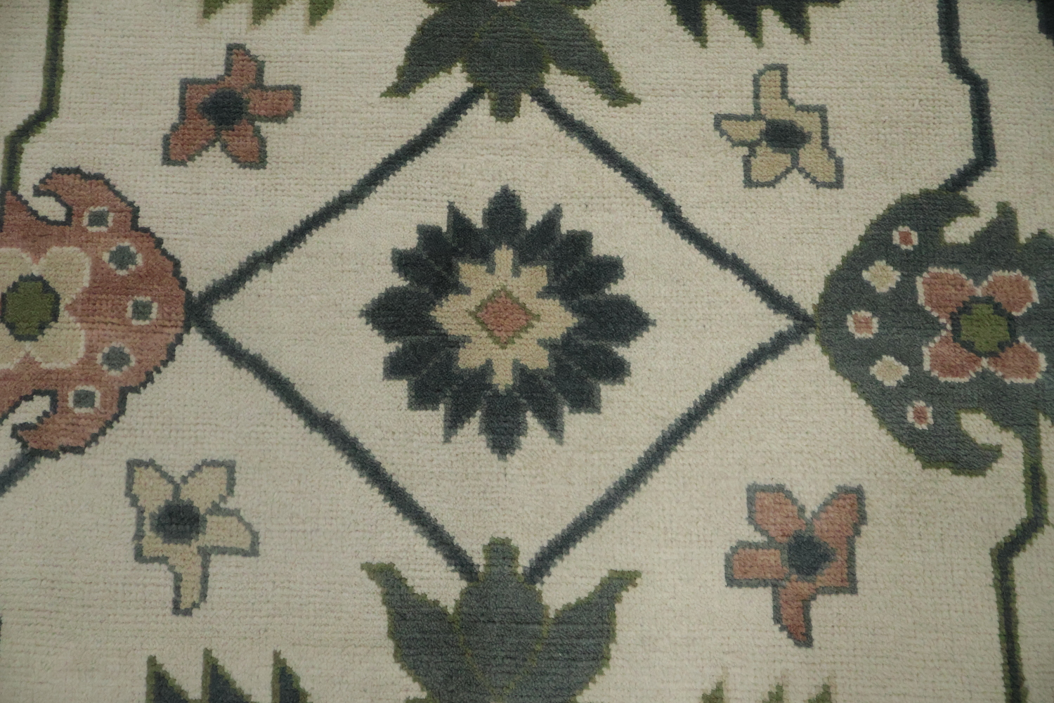 Traditional 9x12 Oushak Hand-Knotted Wool Area Rug - Ivory/Green