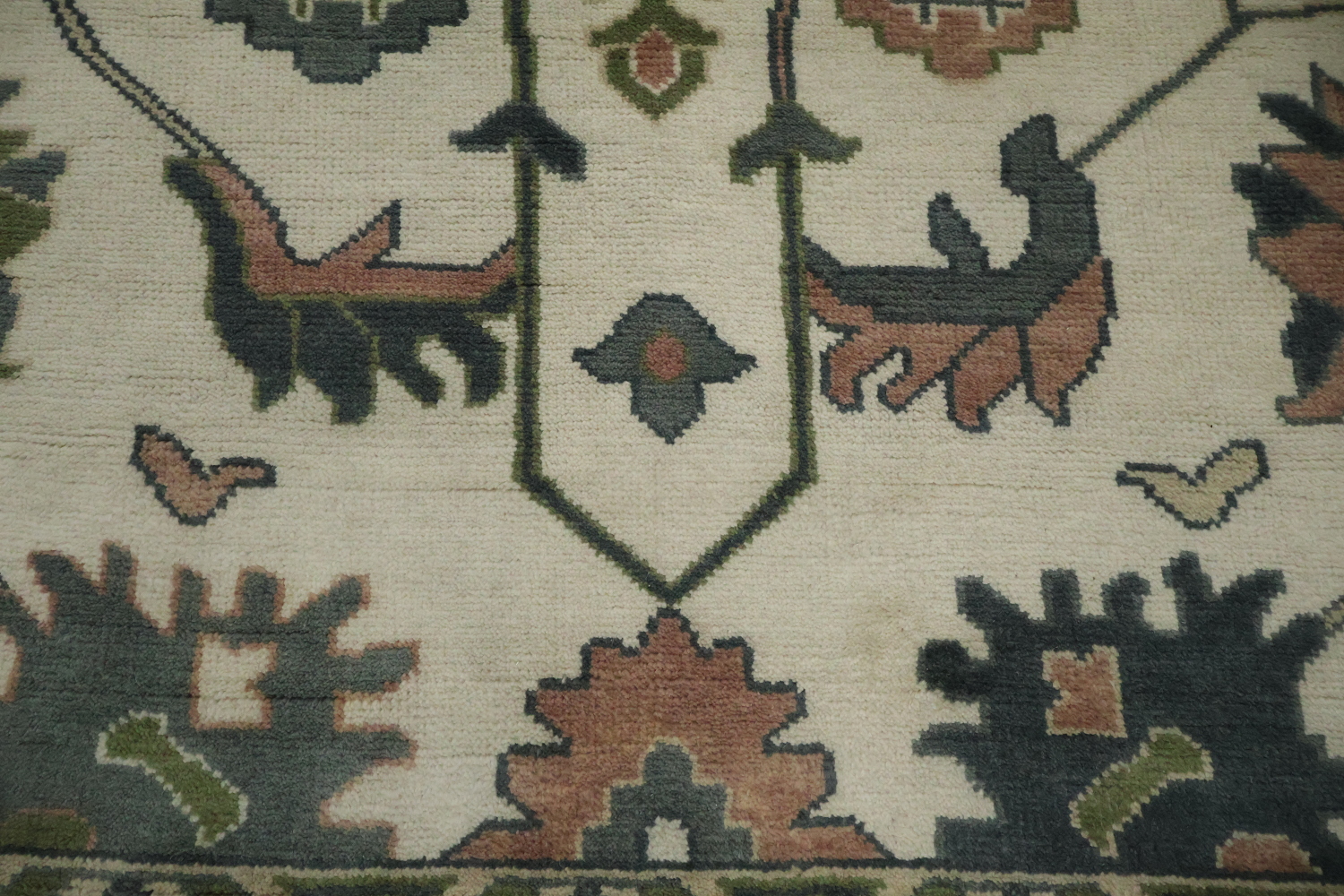 Traditional 9x12 Oushak Hand-Knotted Wool Area Rug - Ivory/Green