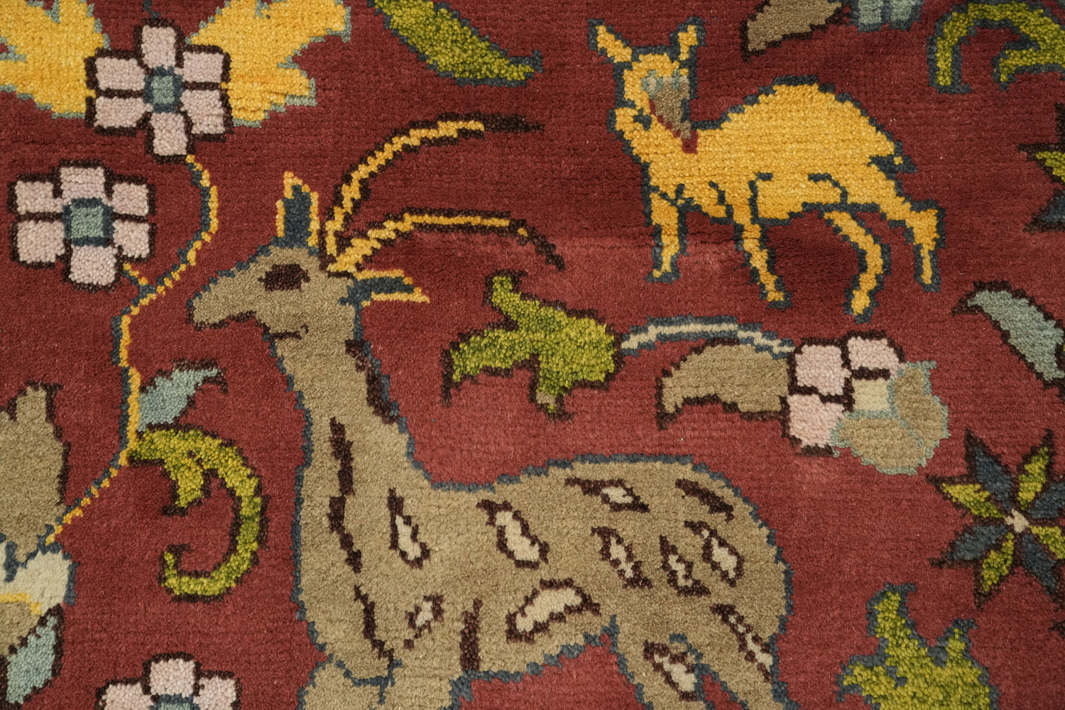 9x12 Traditional Animal Pictorial Oriental Rug - Crimson Red Wool
