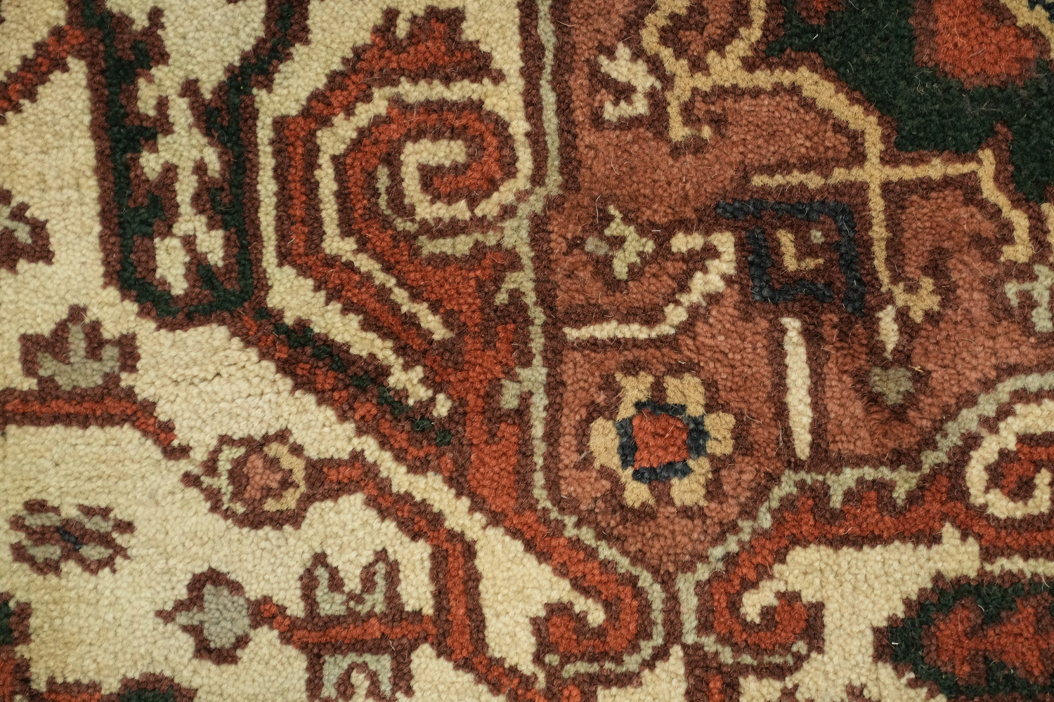 Traditional Geometric Heriz Serapi Style Area Rug, 8' x 10' Hand-Knotted Wool