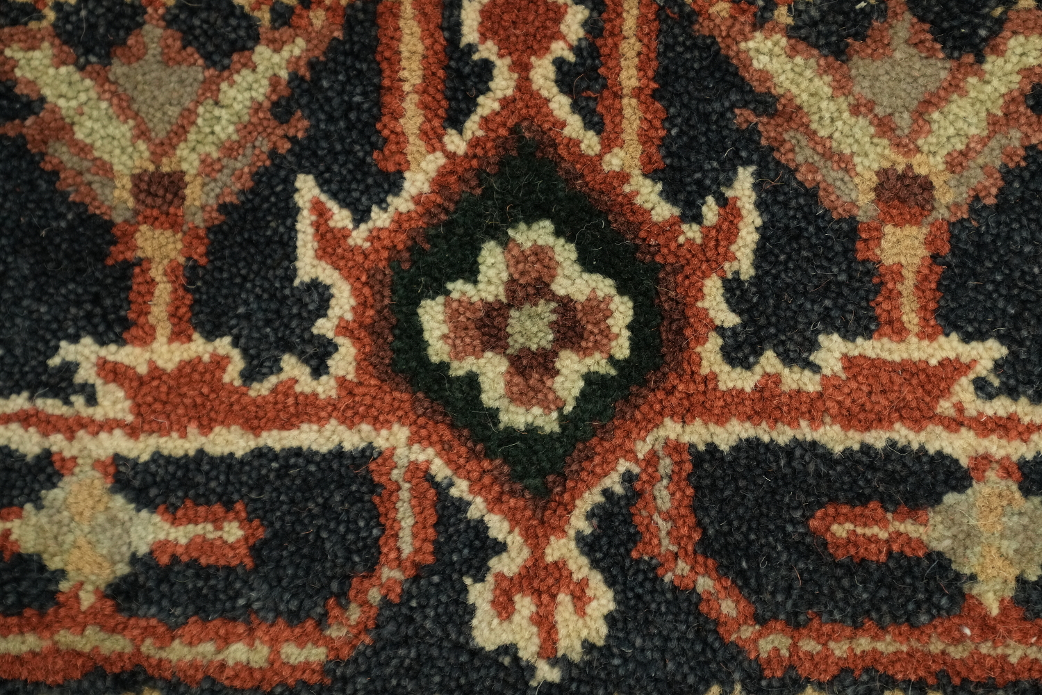 Traditional Geometric Heriz Serapi Style Area Rug, 8' x 10' Hand-Knotted Wool