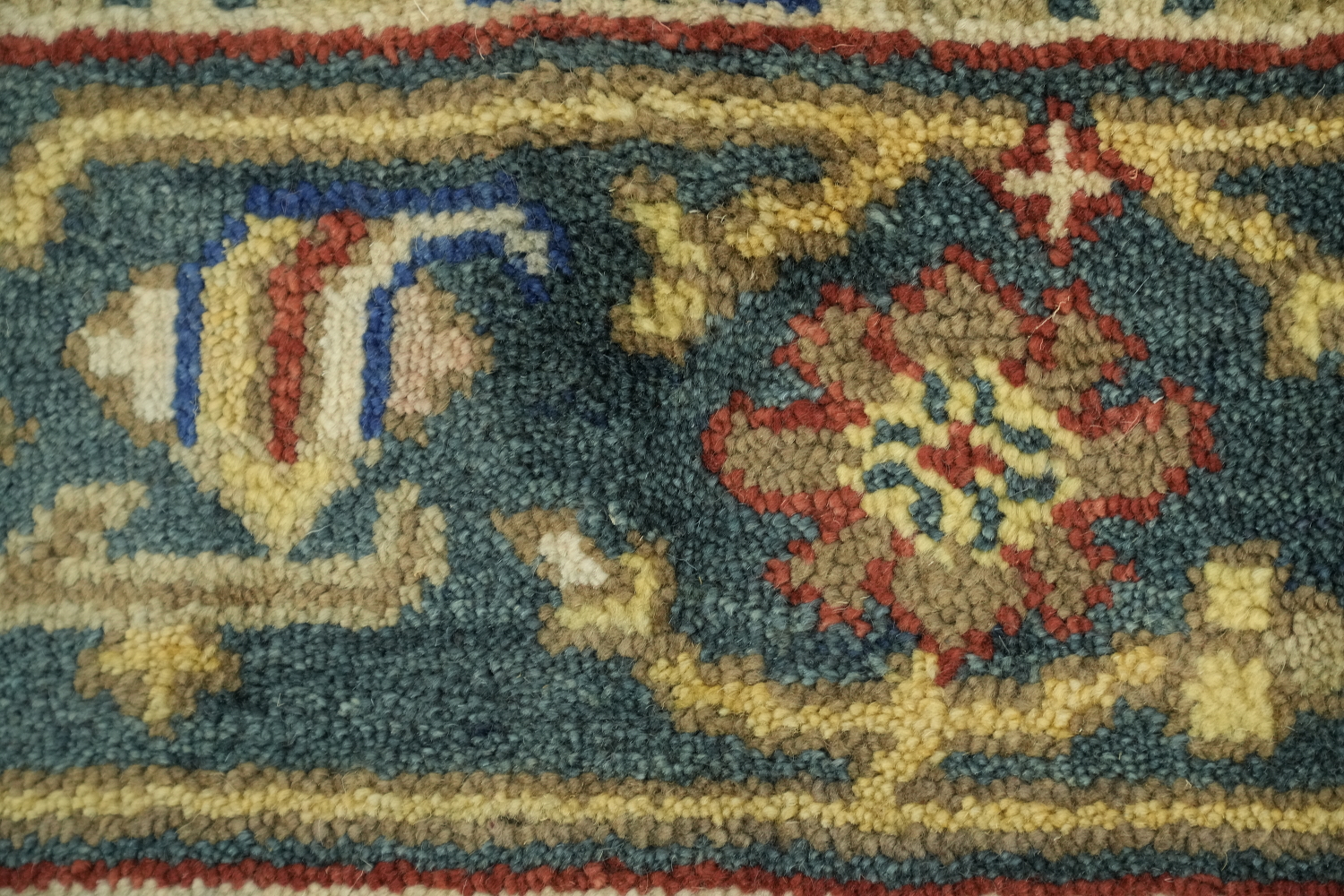 Geometric Red and Blue Heriz Serapi Wool Living Room Rug 9' x 12'