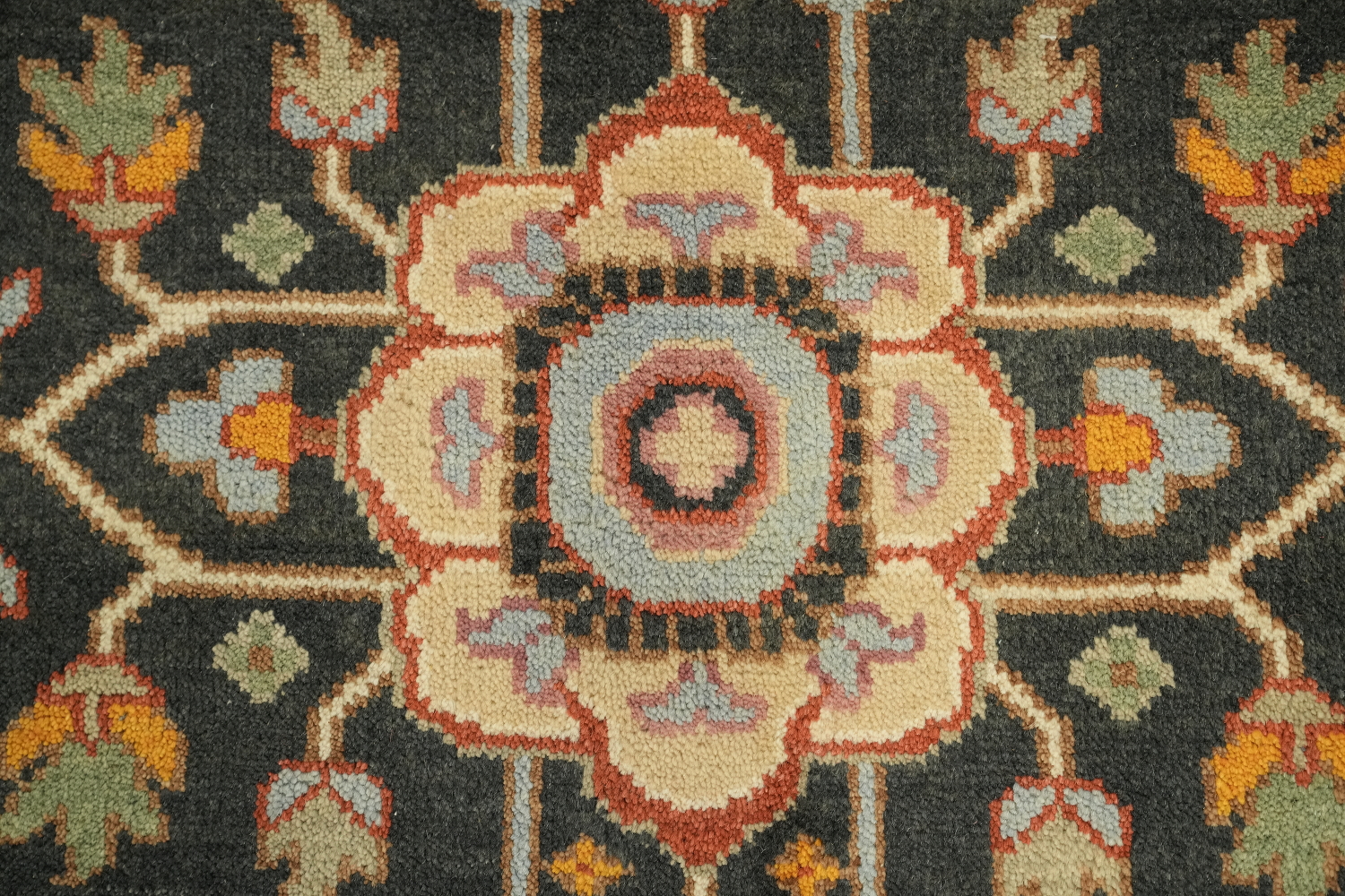 Geometric Mustad and Blue Heriz Serapi Wool Living Room Rug 9' x 12'