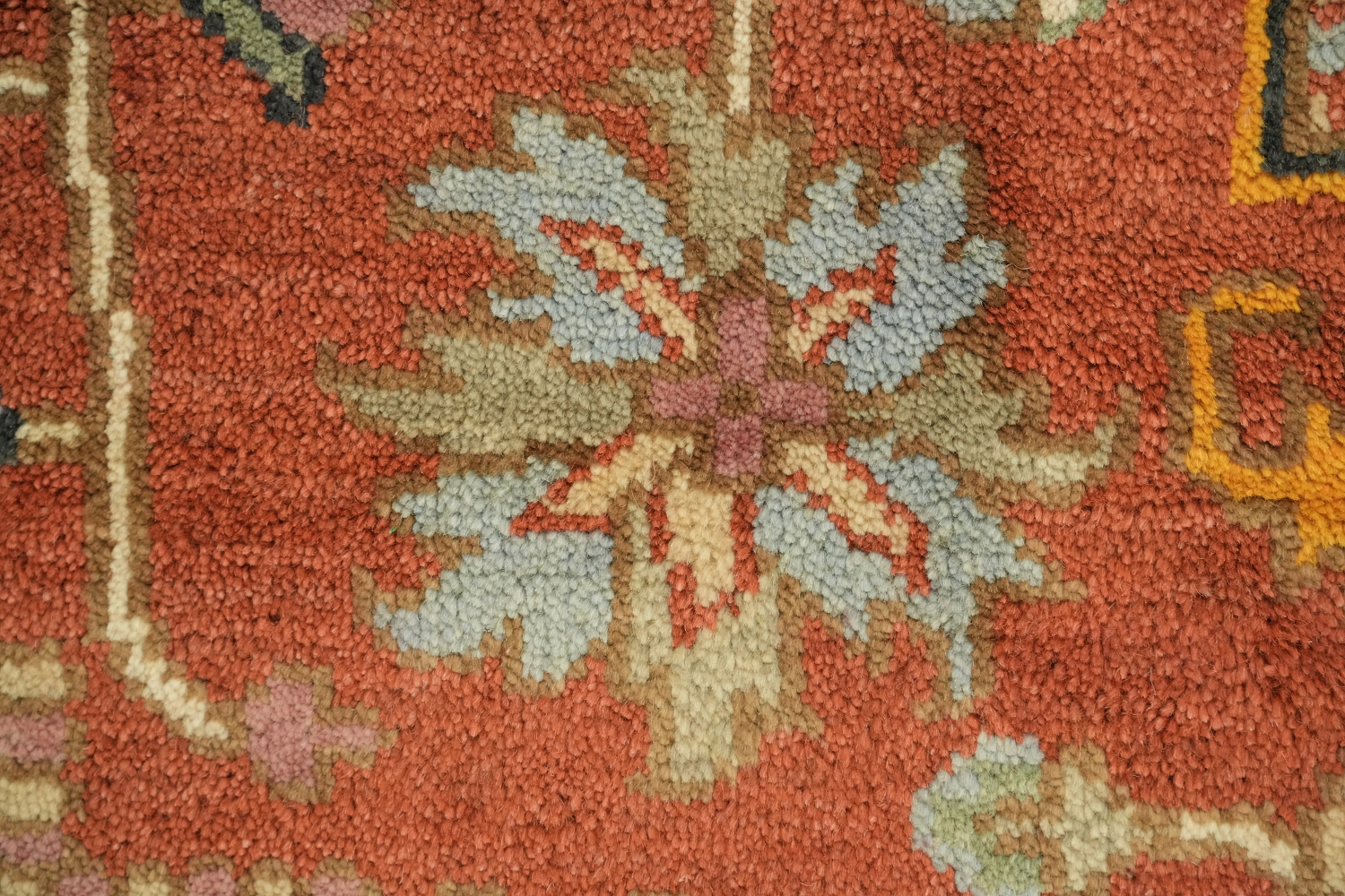 Geometric Mustad and Blue Heriz Serapi Wool Living Room Rug 9' x 12'