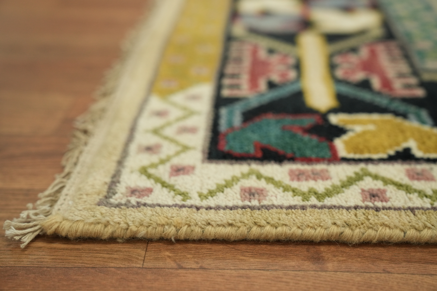 8'x10' Traditional Light Green South-western Rug with Vibrant Geometric Design