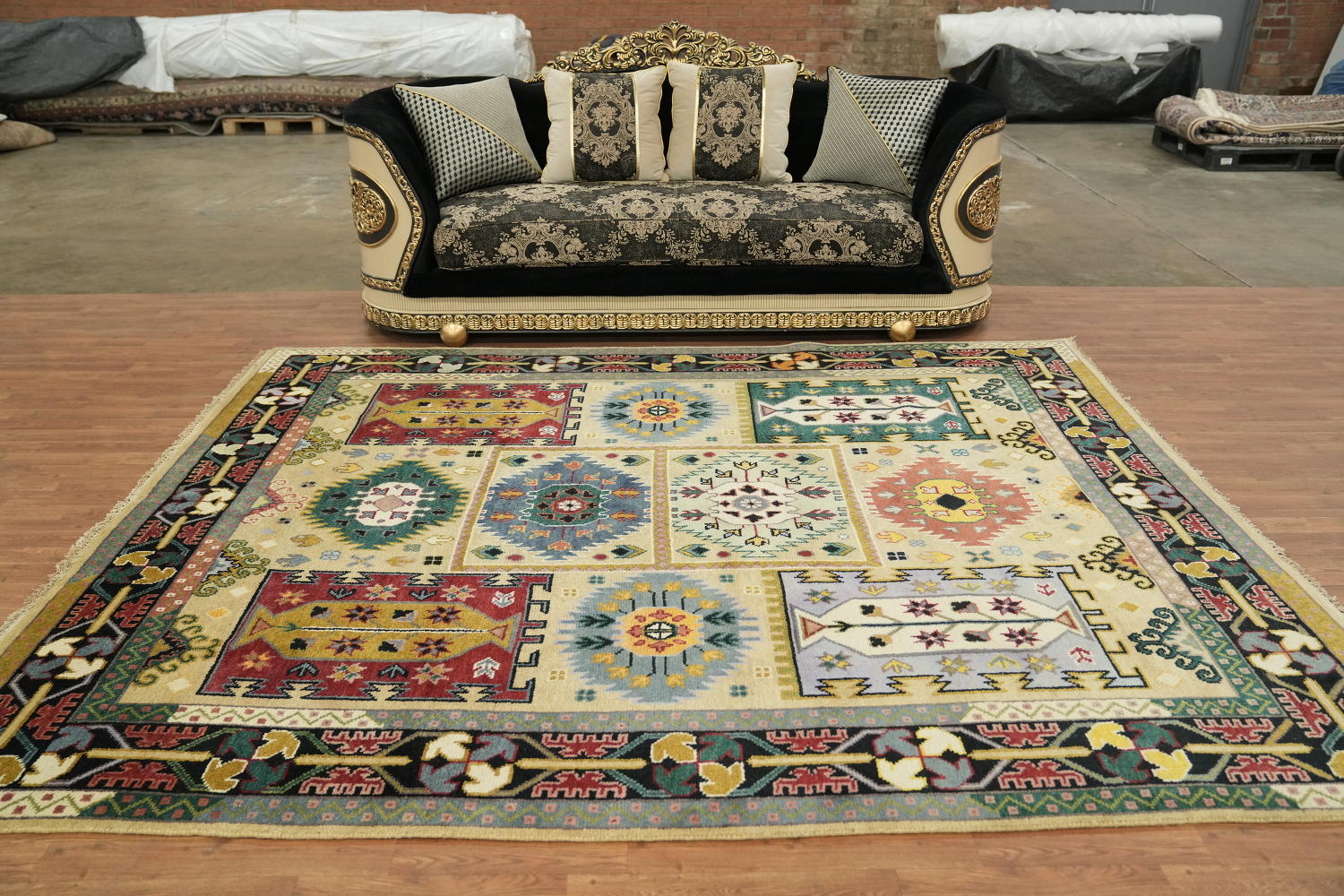 8'x10' Traditional Light Green South-western Rug with Vibrant Geometric Design