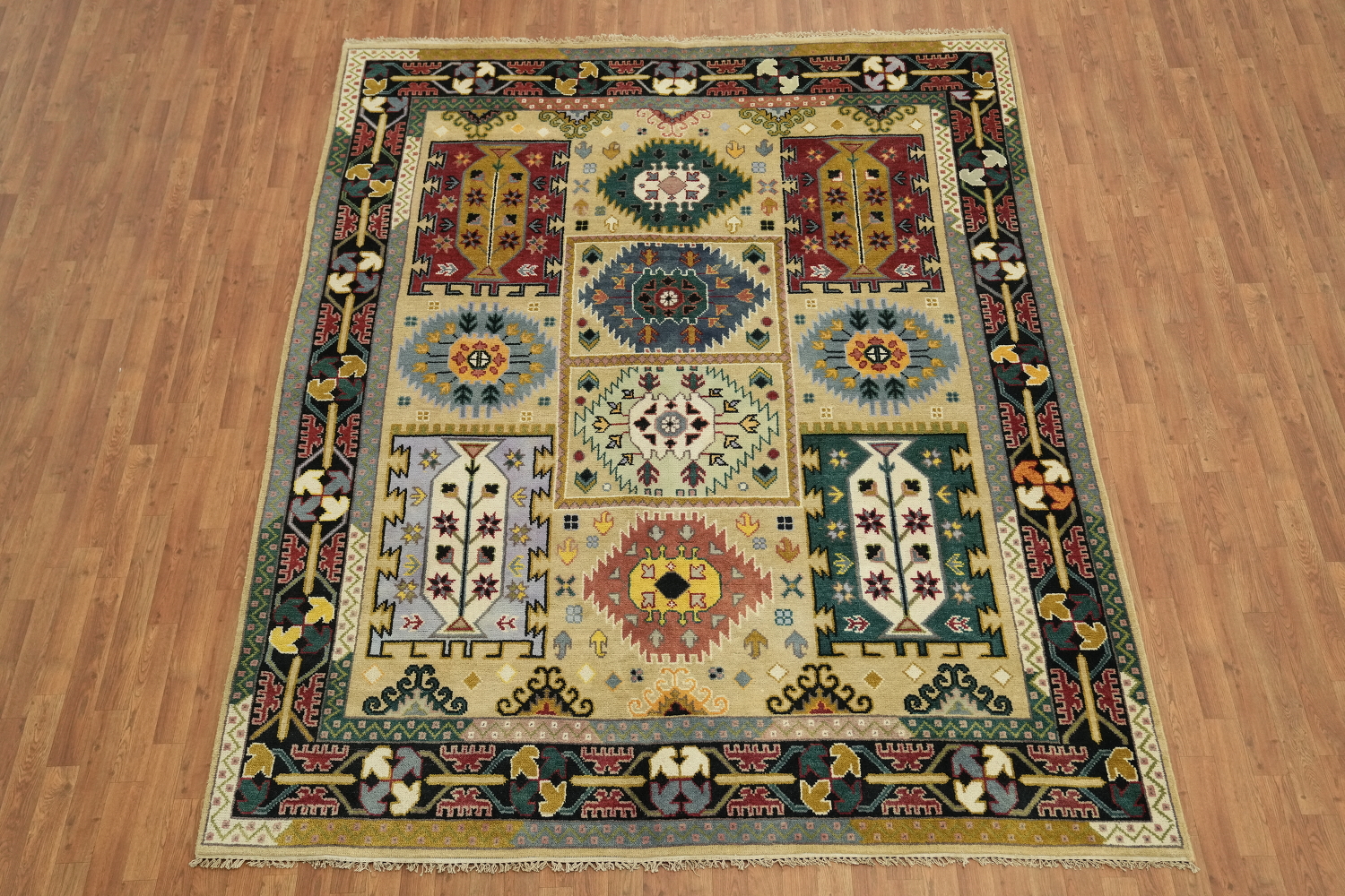 8'x10' Traditional Light Green South-western Rug with Vibrant Geometric Design
