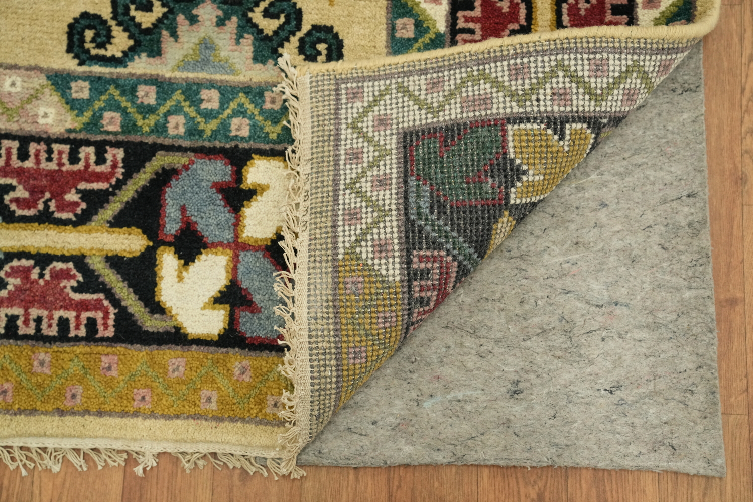 8'x10' Traditional Light Green South-western Rug with Vibrant Geometric Design