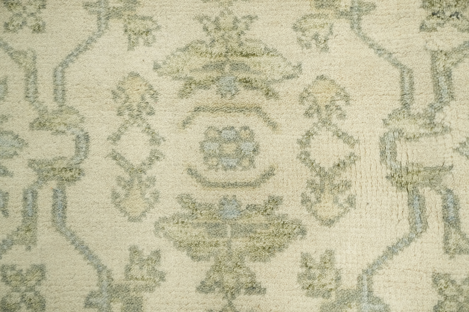 Cream and Green Traditional Oushak Living Room Rug 8'x10'