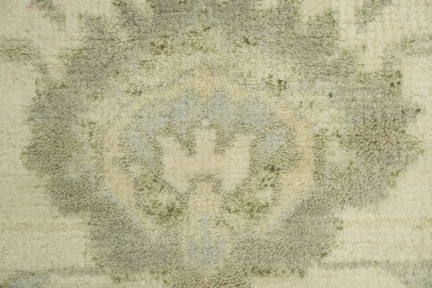 Cream and Green Traditional Oushak Living Room Rug 8'x10'